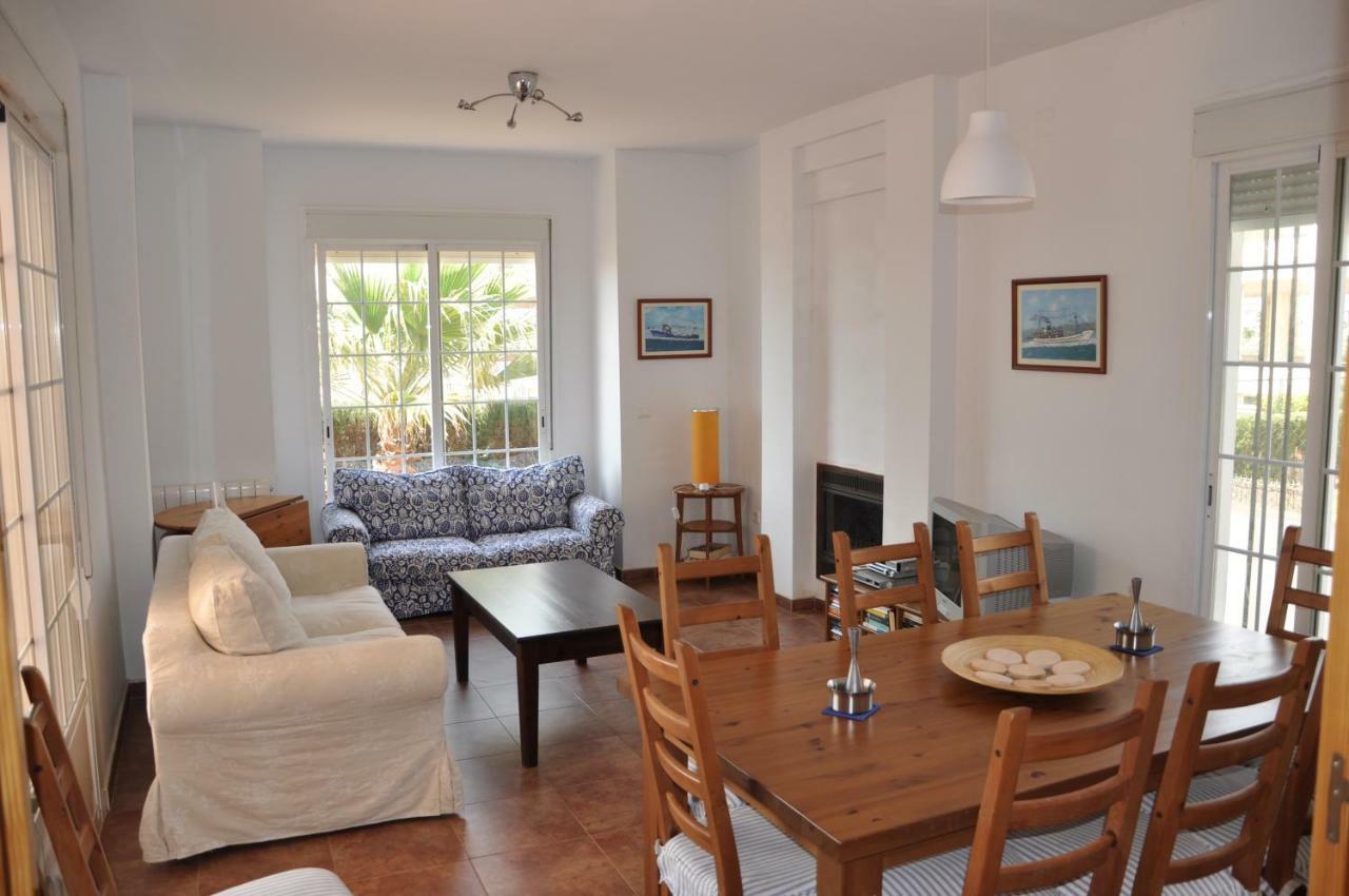 Villa Canela With Heated Pool, Piscina Climatizada Исла Канела Екстериор снимка