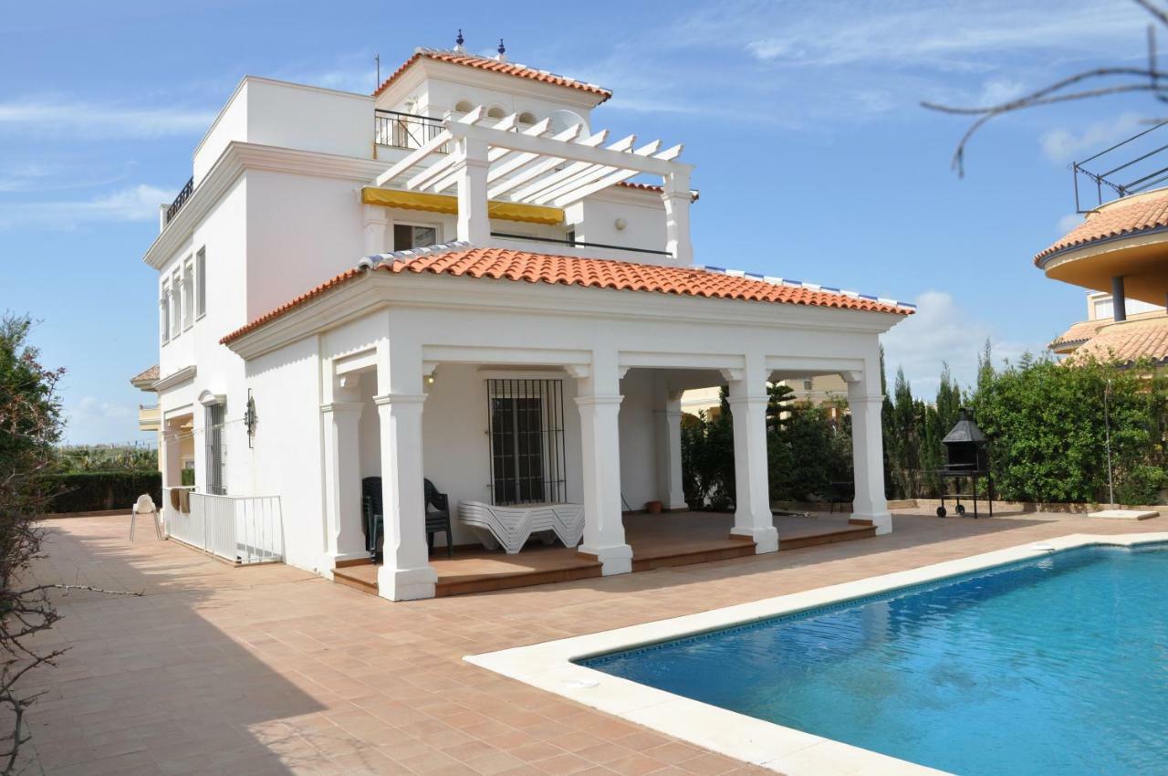 Villa Canela With Heated Pool, Piscina Climatizada Исла Канела Екстериор снимка
